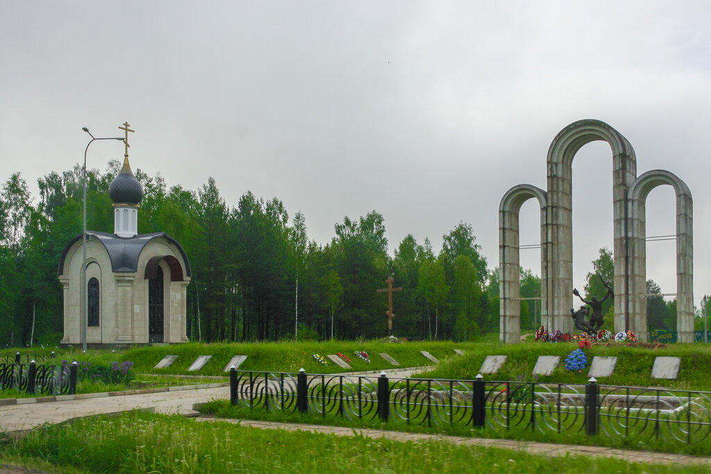 Мемориальный комплекс «Барсуки» (Калужская область)
