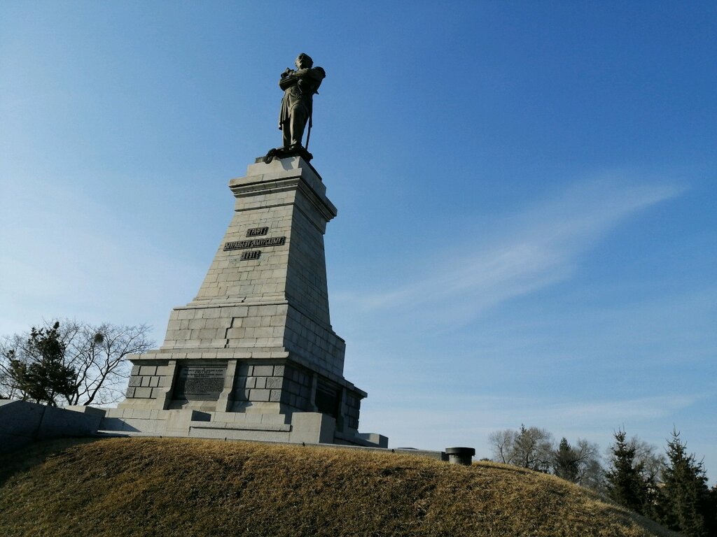 Памятник графу Н. Н. Муравьеву-Амурскому (Хабаровск)