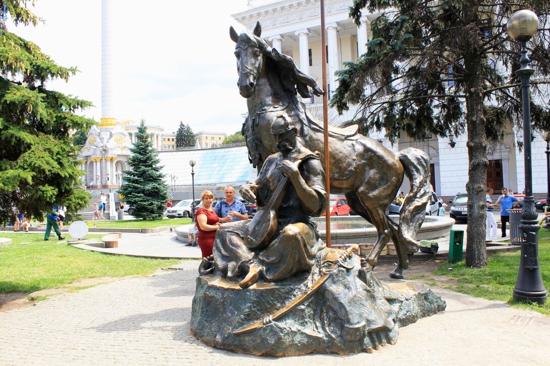 Памятник «Казак Мамай» (Киев)
