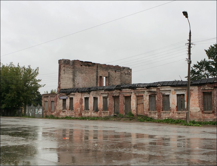 Руины гостиницы Пожарского (Торжок)