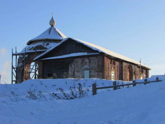 Никольская Толшменская церковь (руины) (Тотьма)