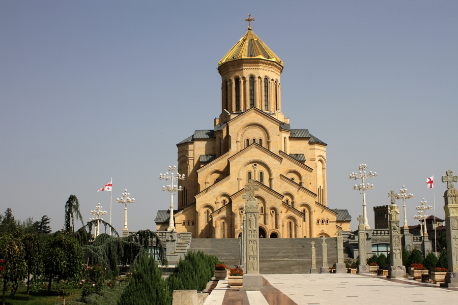 Кафедральный собор Святой Троицы Цминда Самеба (Тбилиси)