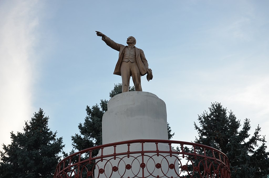 Памятник В. И. Ленину (Армавир)
