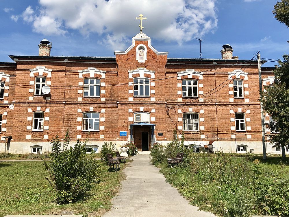 Больница князей Гагариных (Плавск)