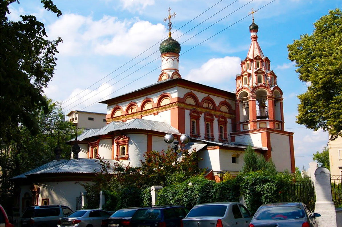 Церковь Трёх Святителей на Кулишках (Москва)