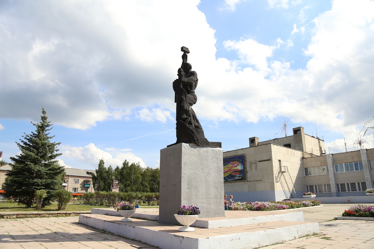 Памятник трудовой и боевой славы (Касли)