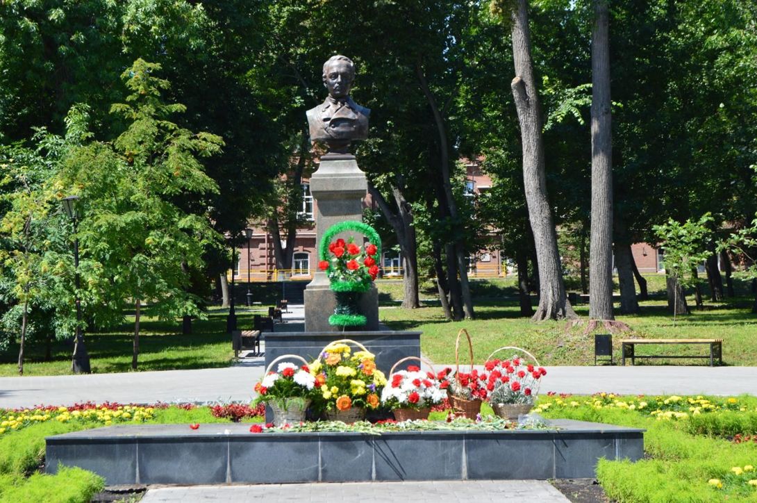 Памятник М. Ю. Лермонтову (Пенза)
