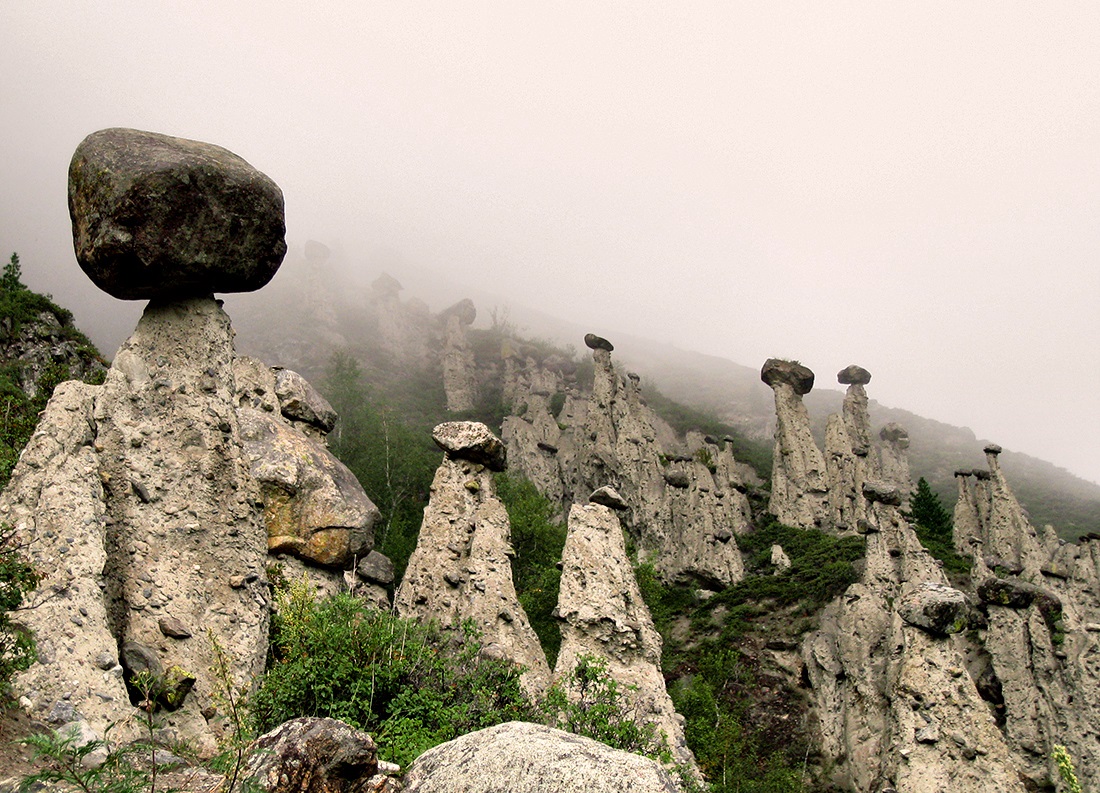 Каменные грибы (Долина Сотеры) (Крым)