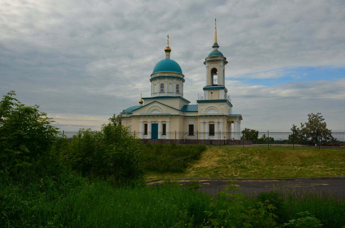 Церковь Введения во Храм Пресвятой Богородицы (Рыльск)