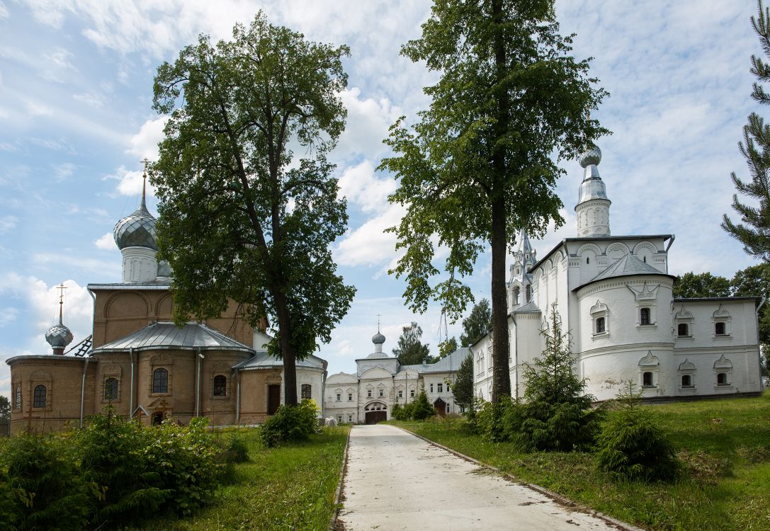 Николо-Улейминский монастырь (Углич)