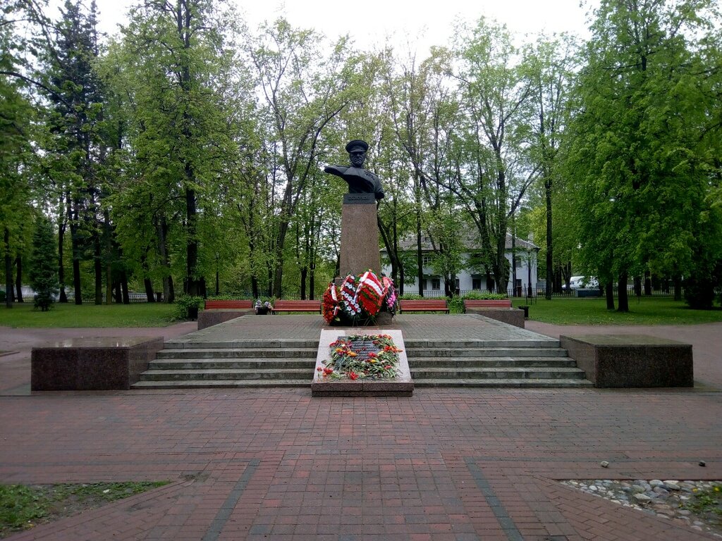 Памятник Г. К. Жукову (Минск)