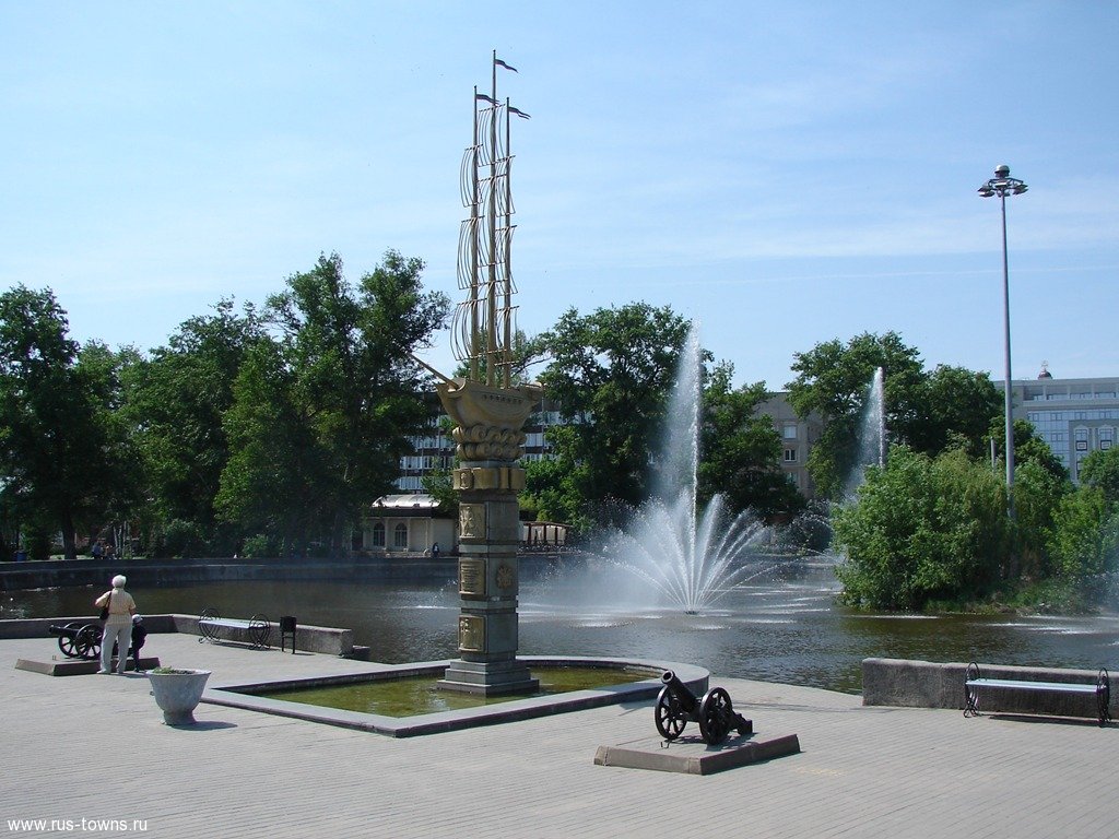 Памятник 300-летию Липецка (Липецк)