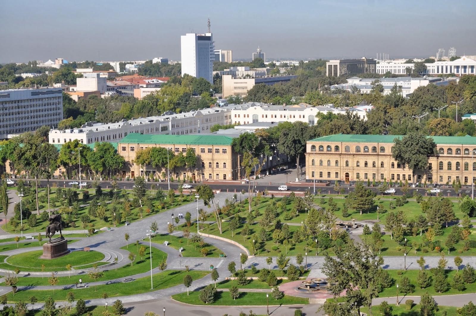 Сквер Амира Темура (Ташкент)