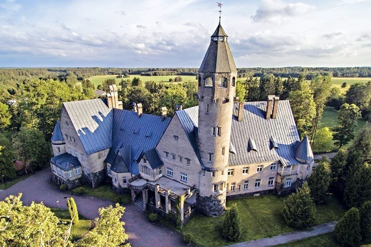 Замок Таагепера (Эстония)