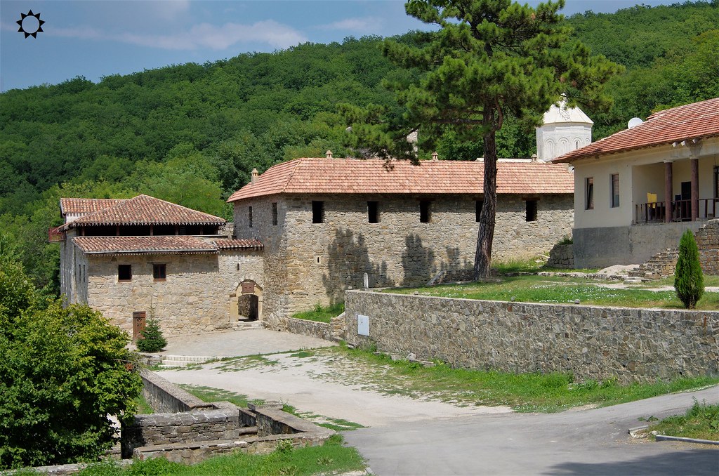 Монастырь Сурб-Хач (Старый Крым)