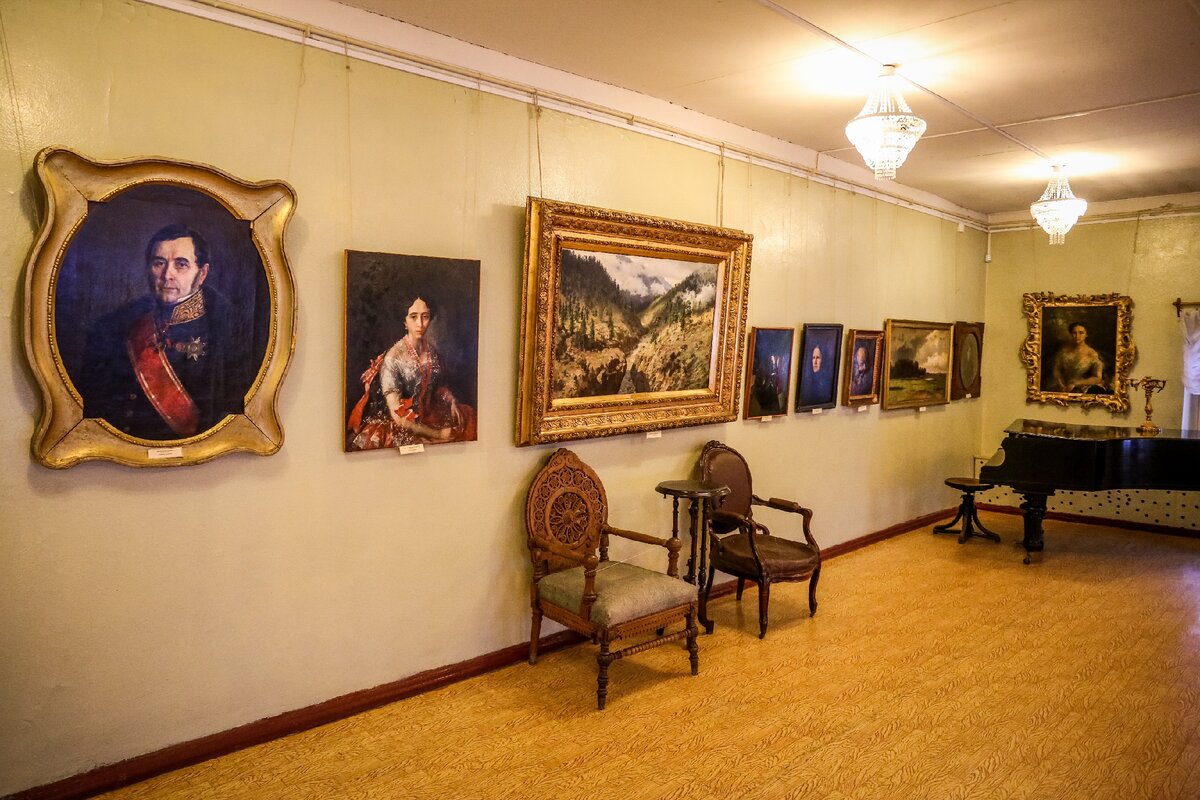 Художественный отдел краеведческого музея (Елец)