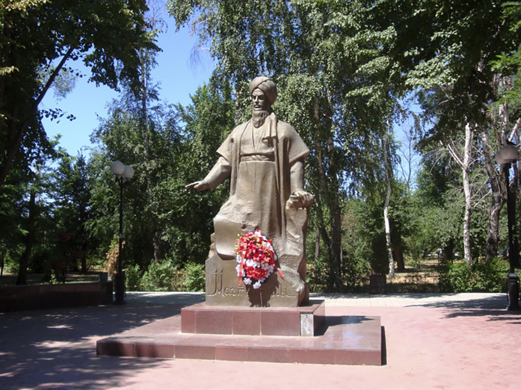 Памятник Махтумкули (Астрахань)