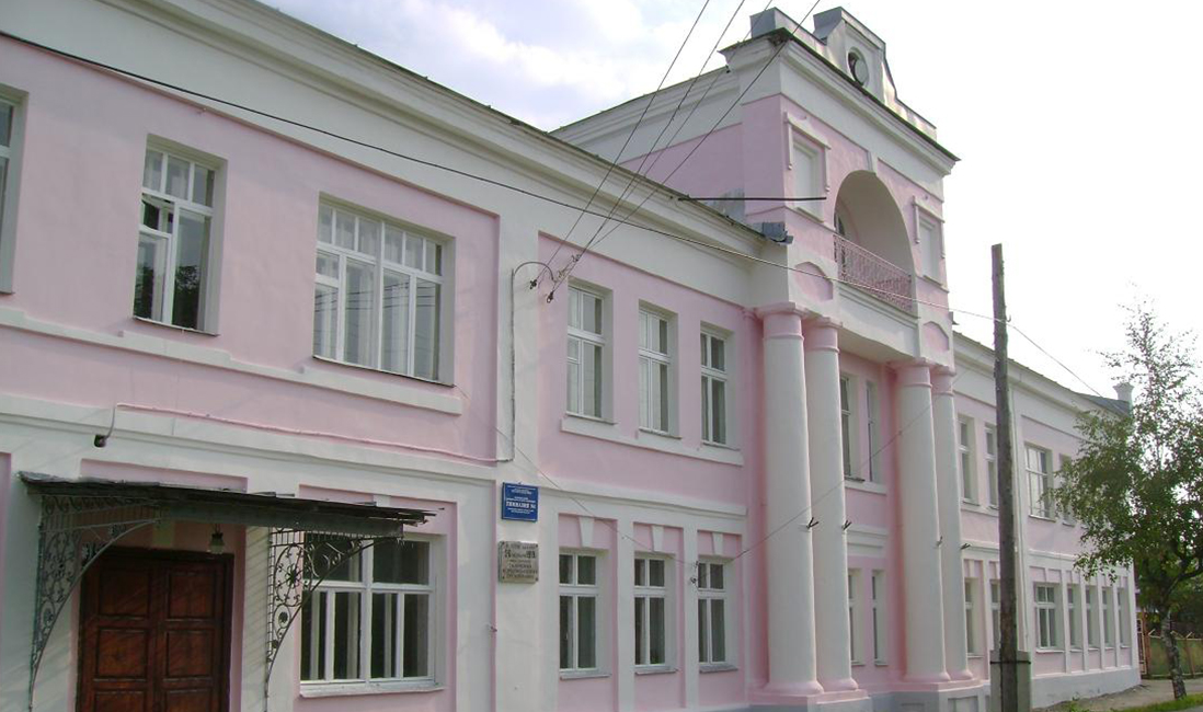 Здание гимназии (Галич)
