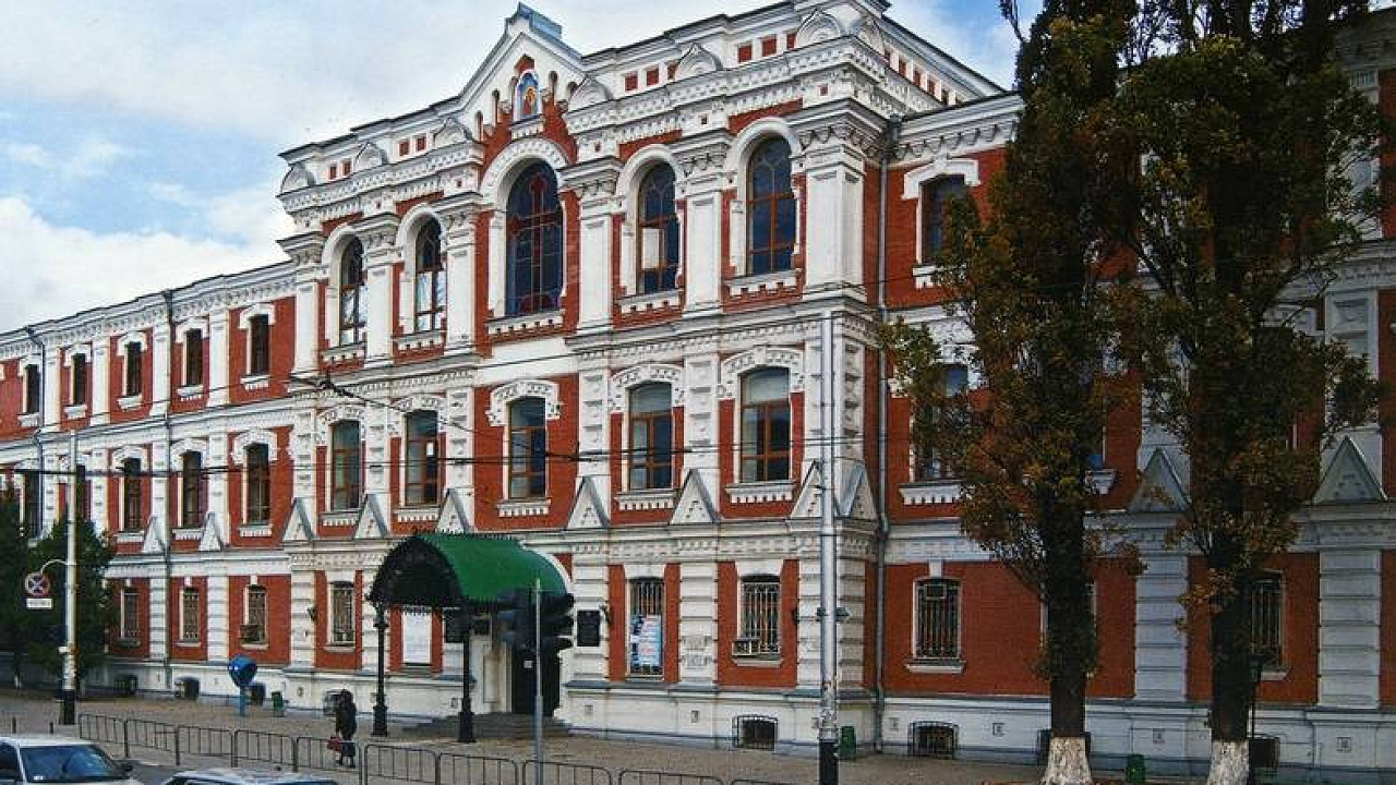 Бывшее Епархиальное женское училище (Медуниверситет) (Краснодар)