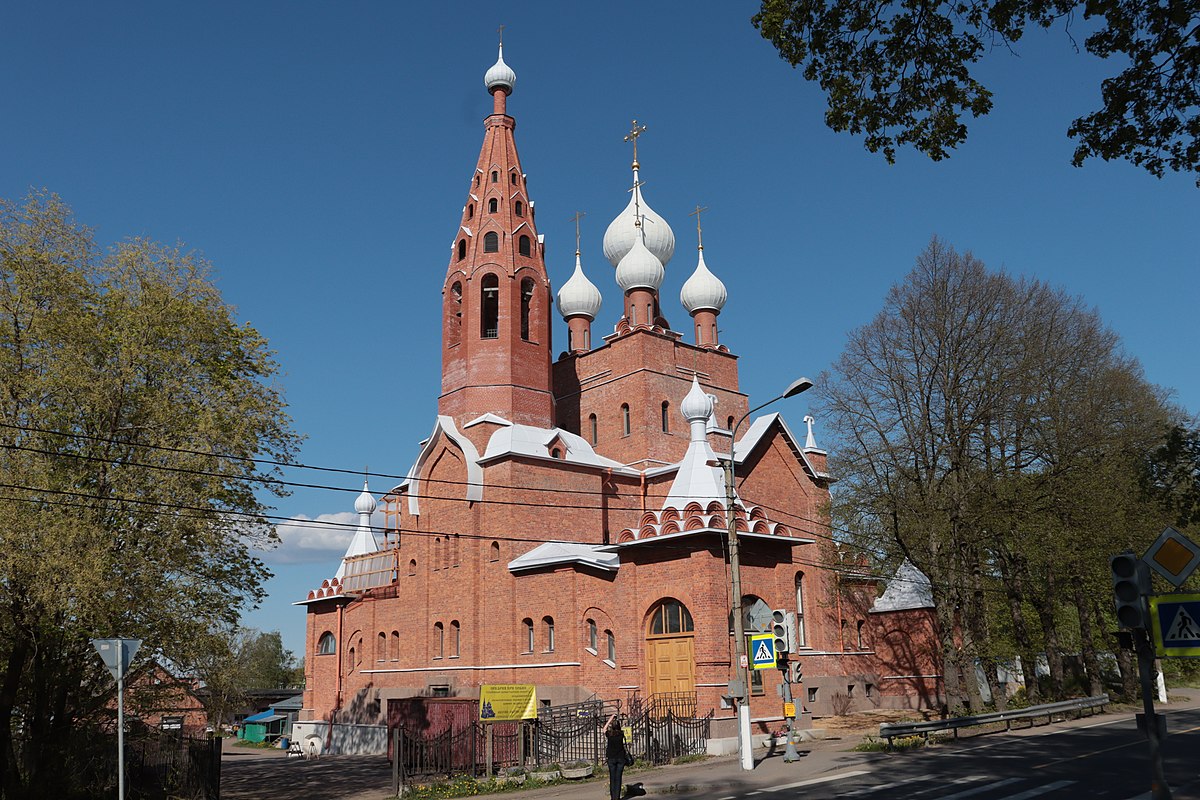 Церковь Серафима Саровского (Петергоф)