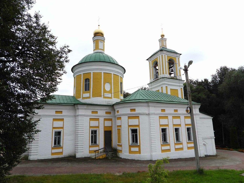 Церковь Усекновения Главы Иоанна Предтечи (Чехов)