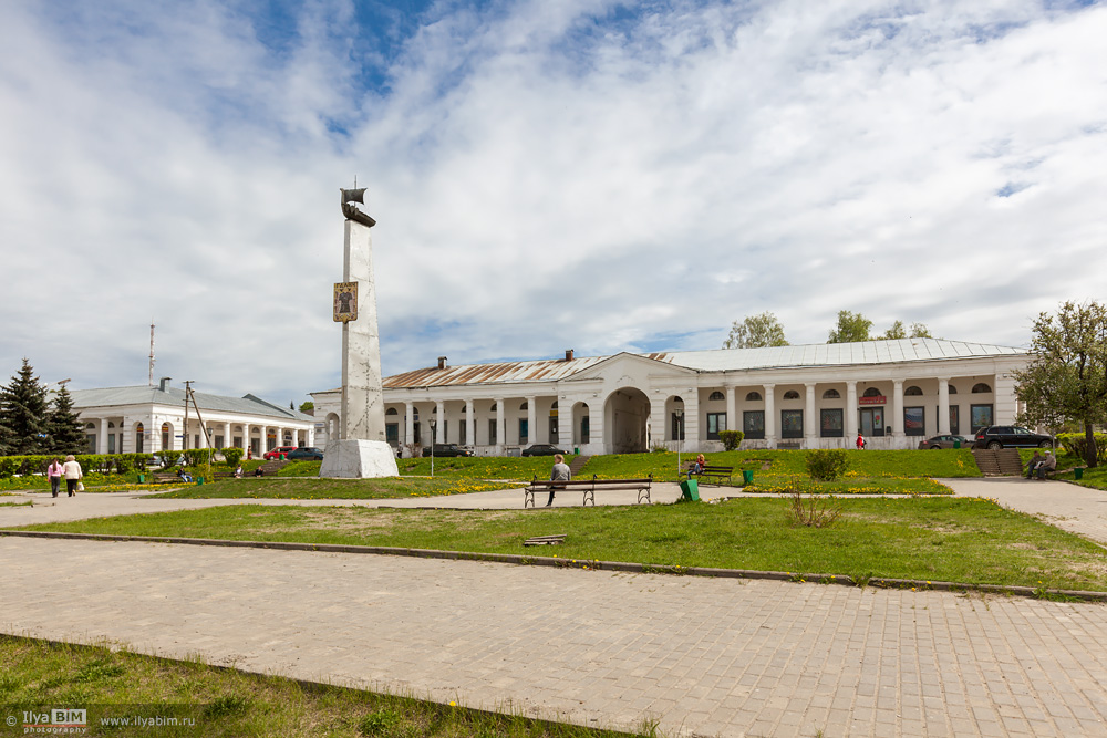 Памятник «Ладья» (Галич)