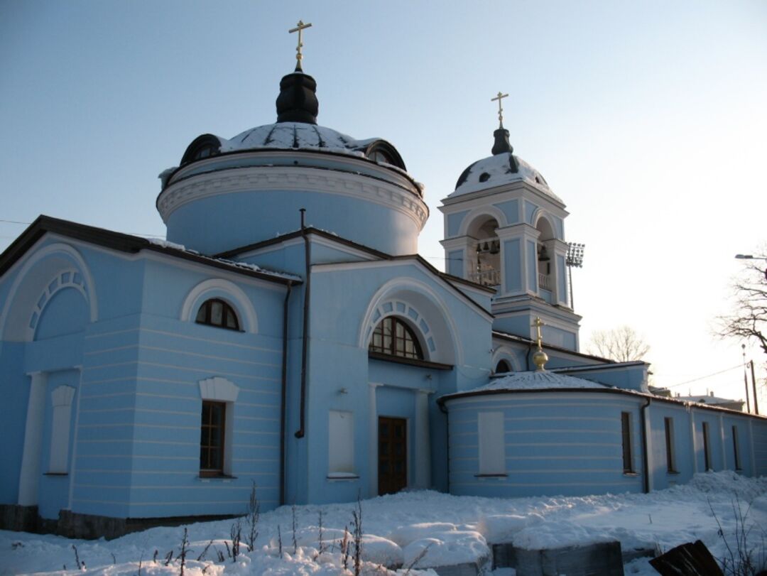 Церковь Петра и Павла в Петровском-Лобанове (Химки)