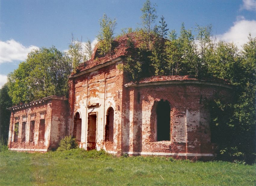 Церковь Рождества Христова в Илкодино (Шатура)