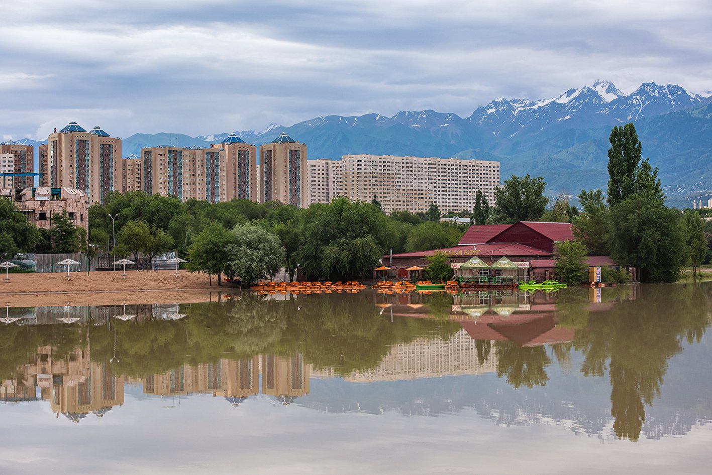 Озеро Сайран (Алматы)