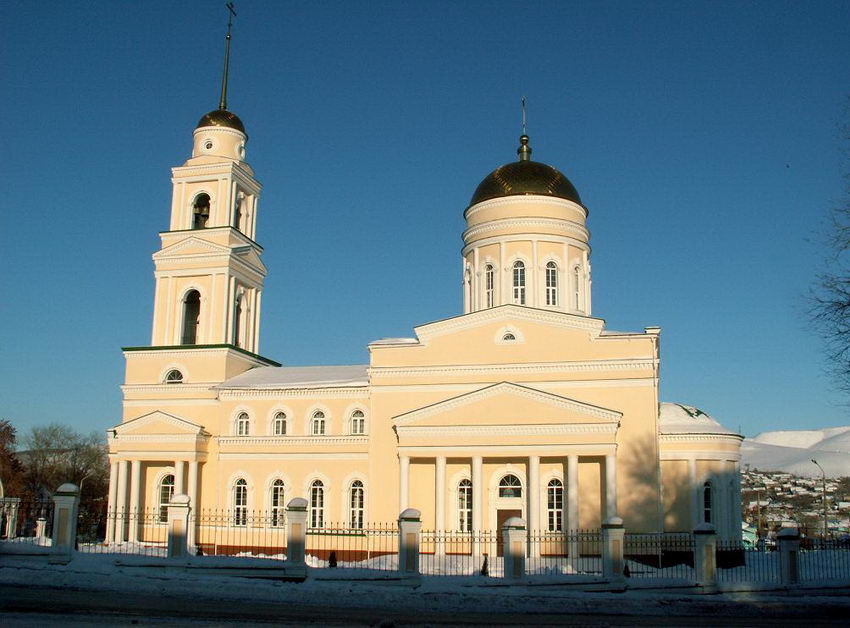 Троицкий кафедральный собор (Вольск)