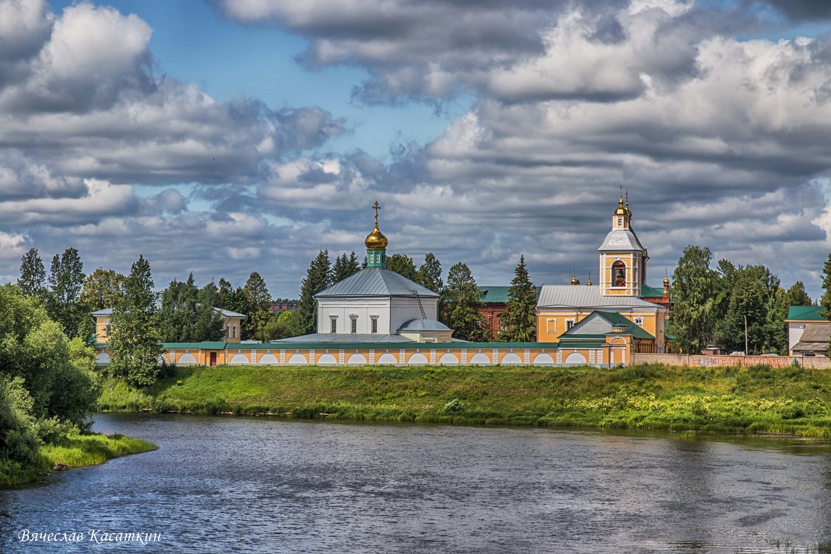 Свято-Духов монастырь (Боровичи)