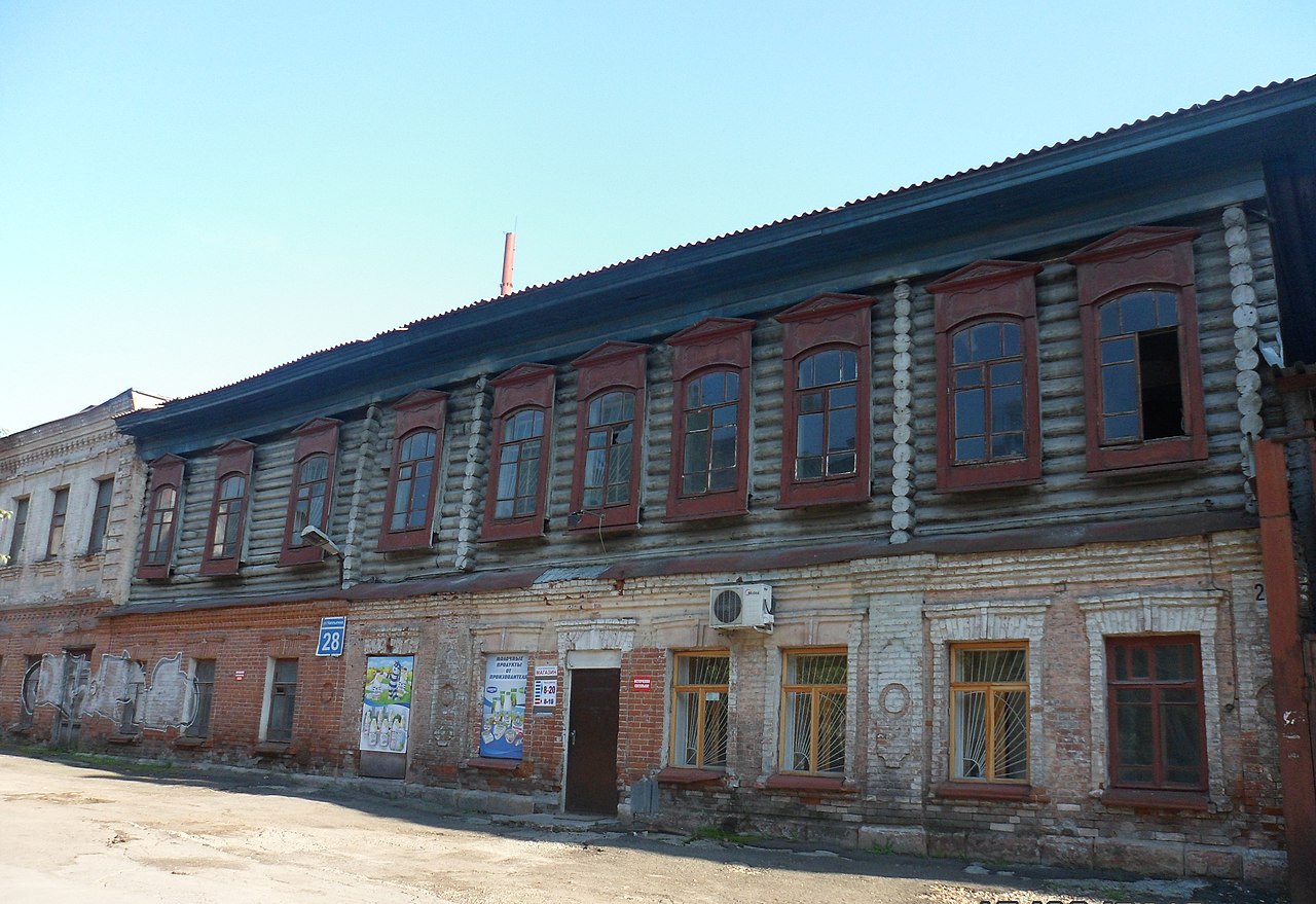 Здание Новониколаевской женской гимназии П. А Смирновой (Новосибирск)