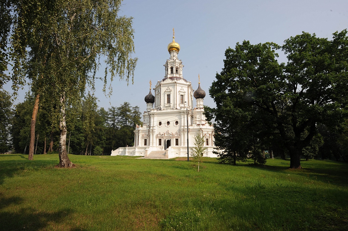 Троицкая церковь в Троице-Лыкове (Москва)