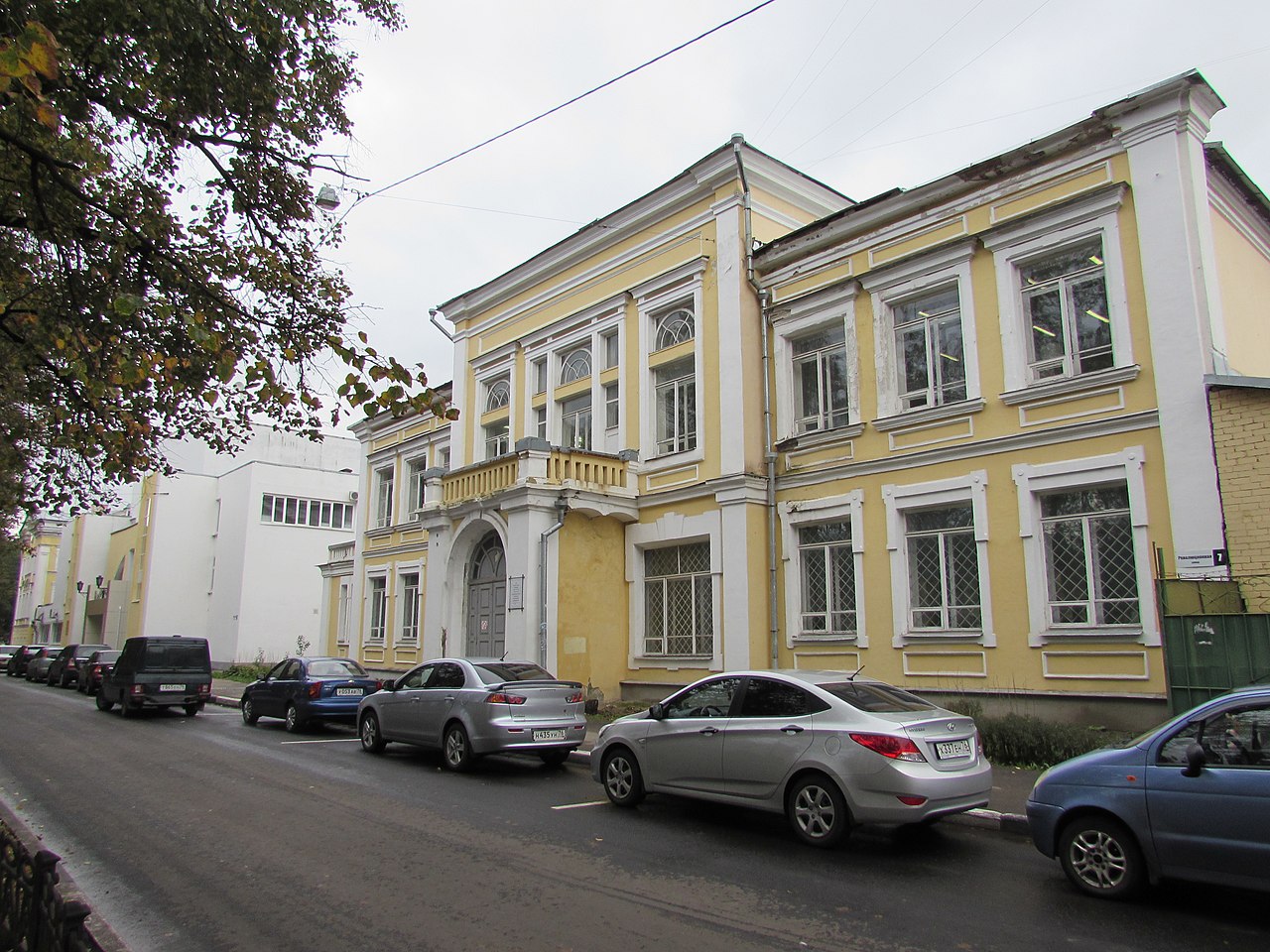 Здание женской гимназии П. Д. Антиповой (Ярославль)
