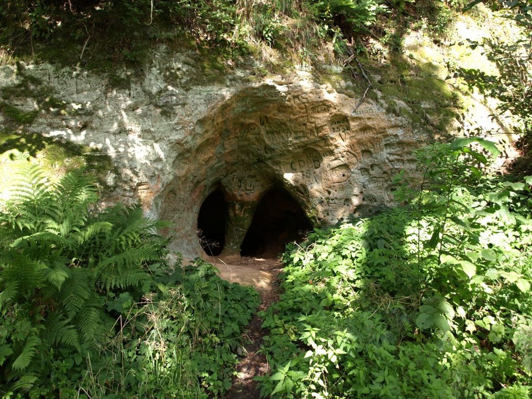 Чертова пещера (Сигулда)