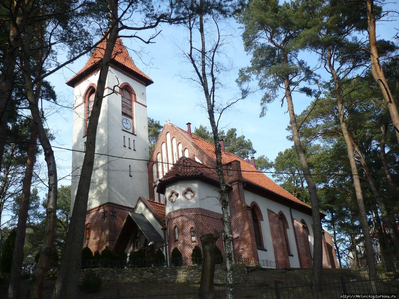 Церковь Серафима Саровского (Светлогорск)