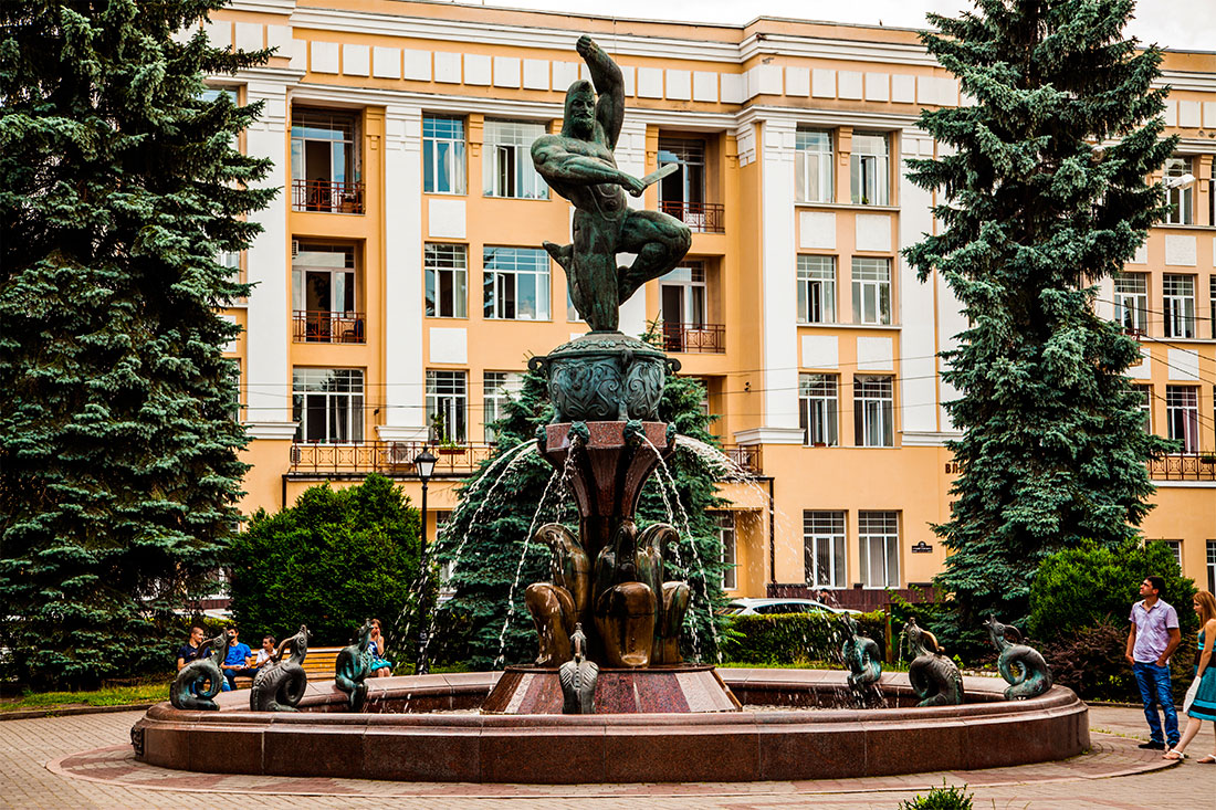 Памятник нарту Сослану (Владикавказ)