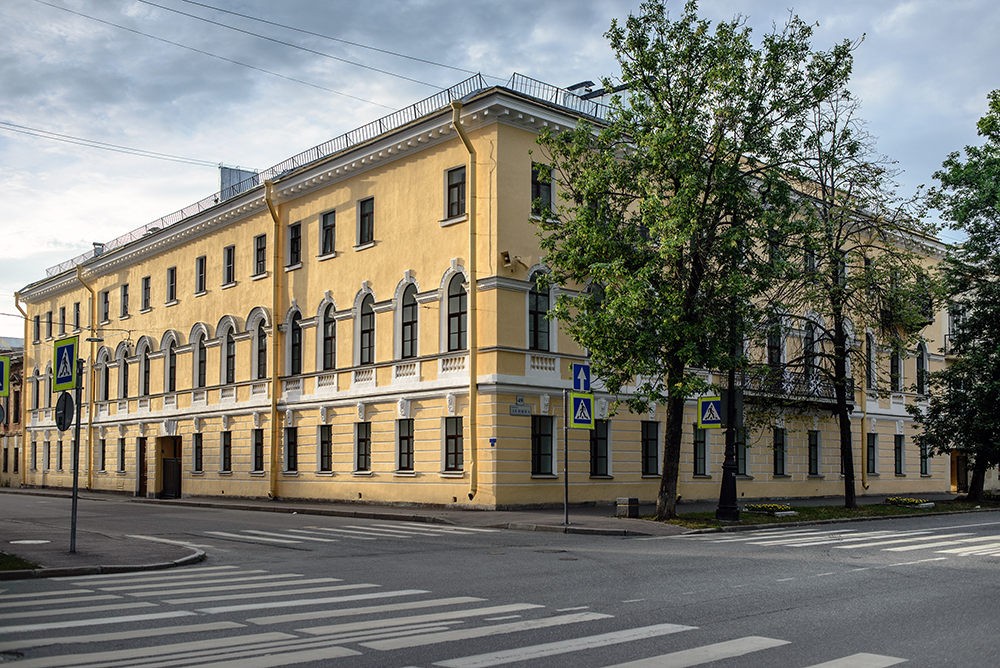 Доходный дом П. Синебрюхова на улице Ленина (Кронштадт)