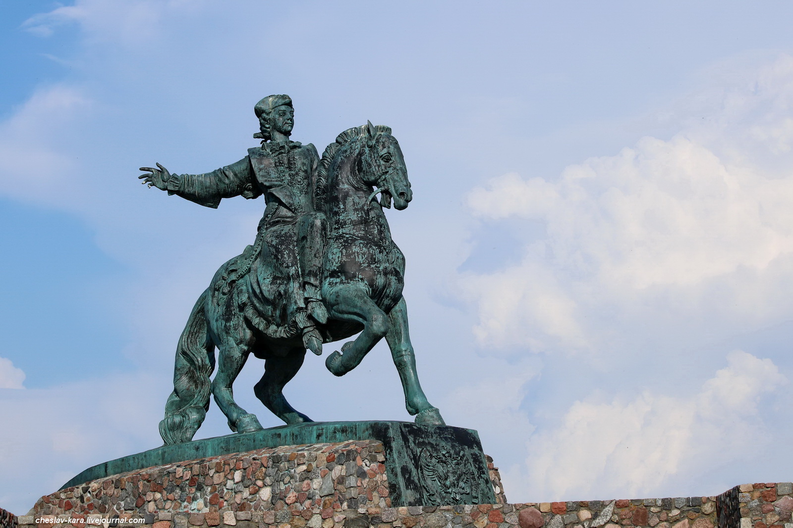 Памятник императрице Елизавете Петровне (Балтийск)
