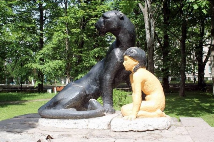 Памятник Маугли (Приозерск)