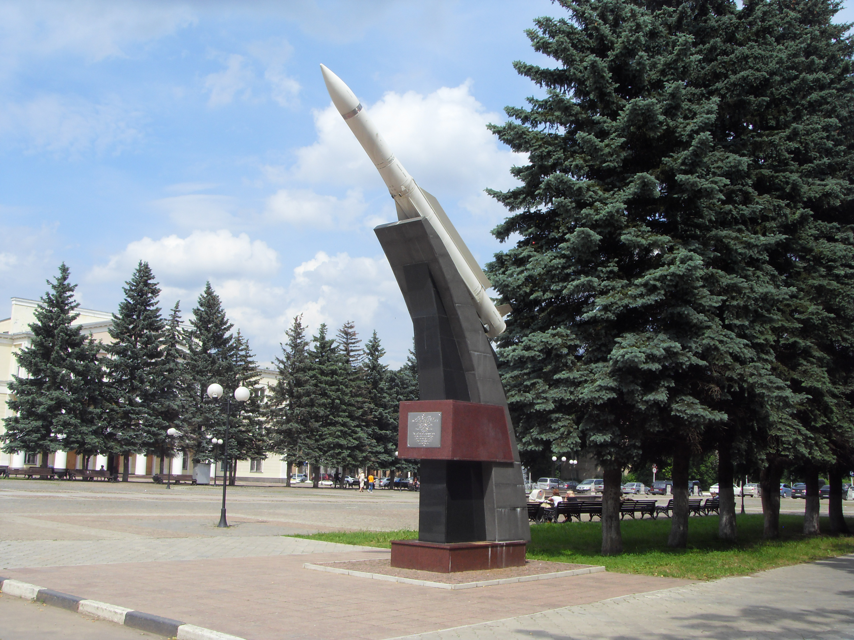 Памятник-ракета (Долгопрудный)