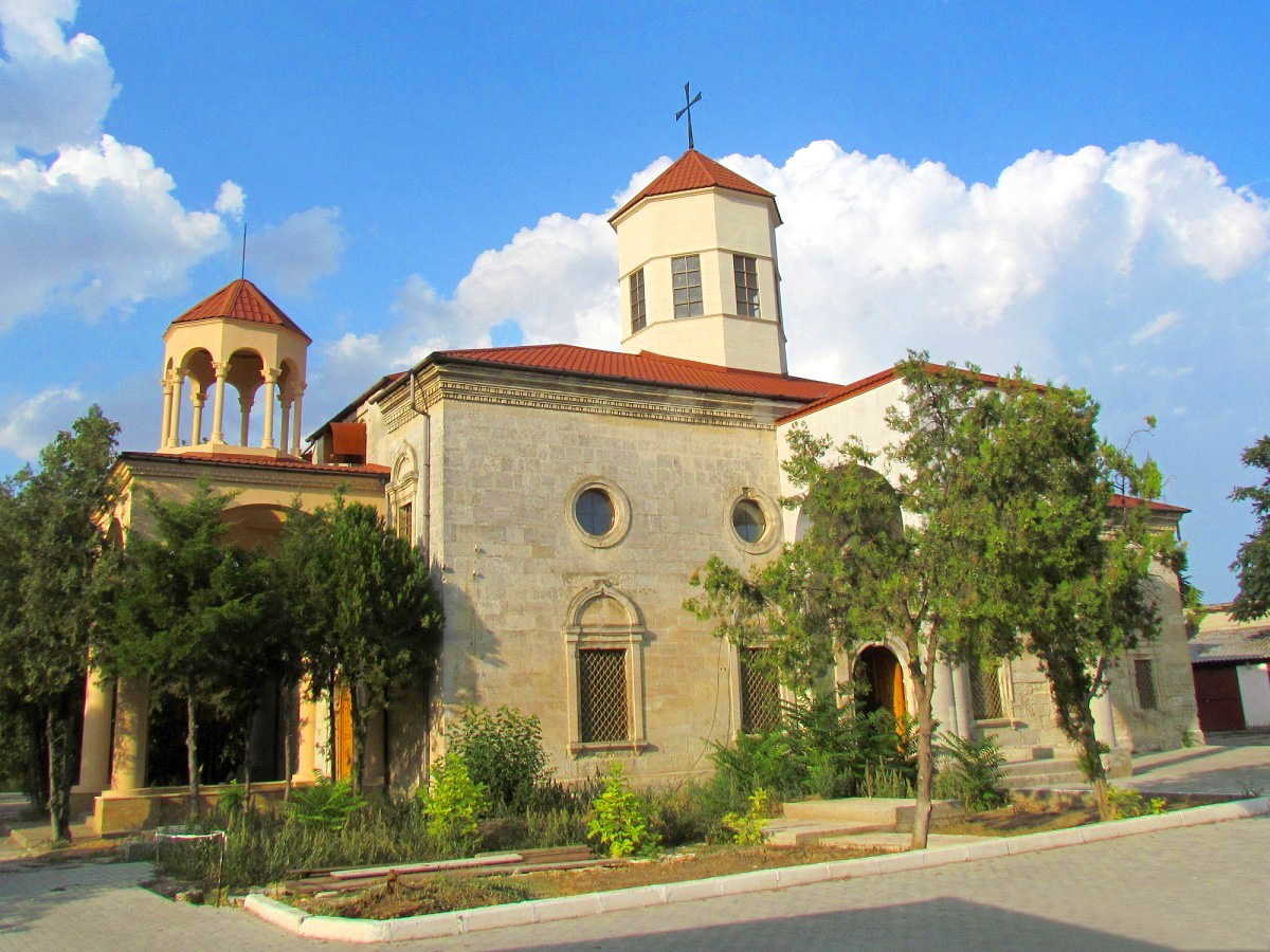 Армянская церковь Сурб Никогайос (Евпатория)