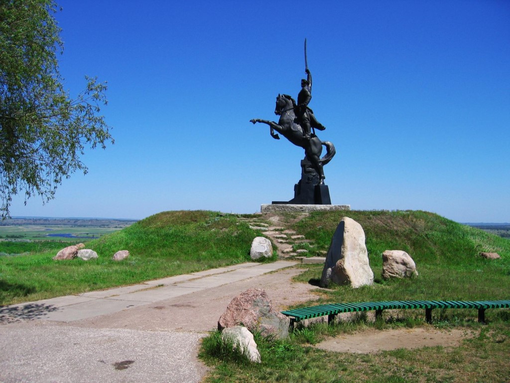 Памятник Донскому казаку Хопёрского округа (Волгоградская область)