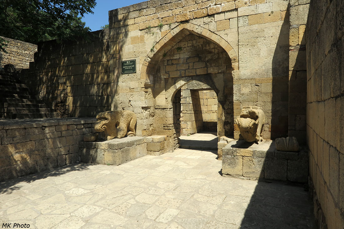 Руины ханского дворца (Дербент)
