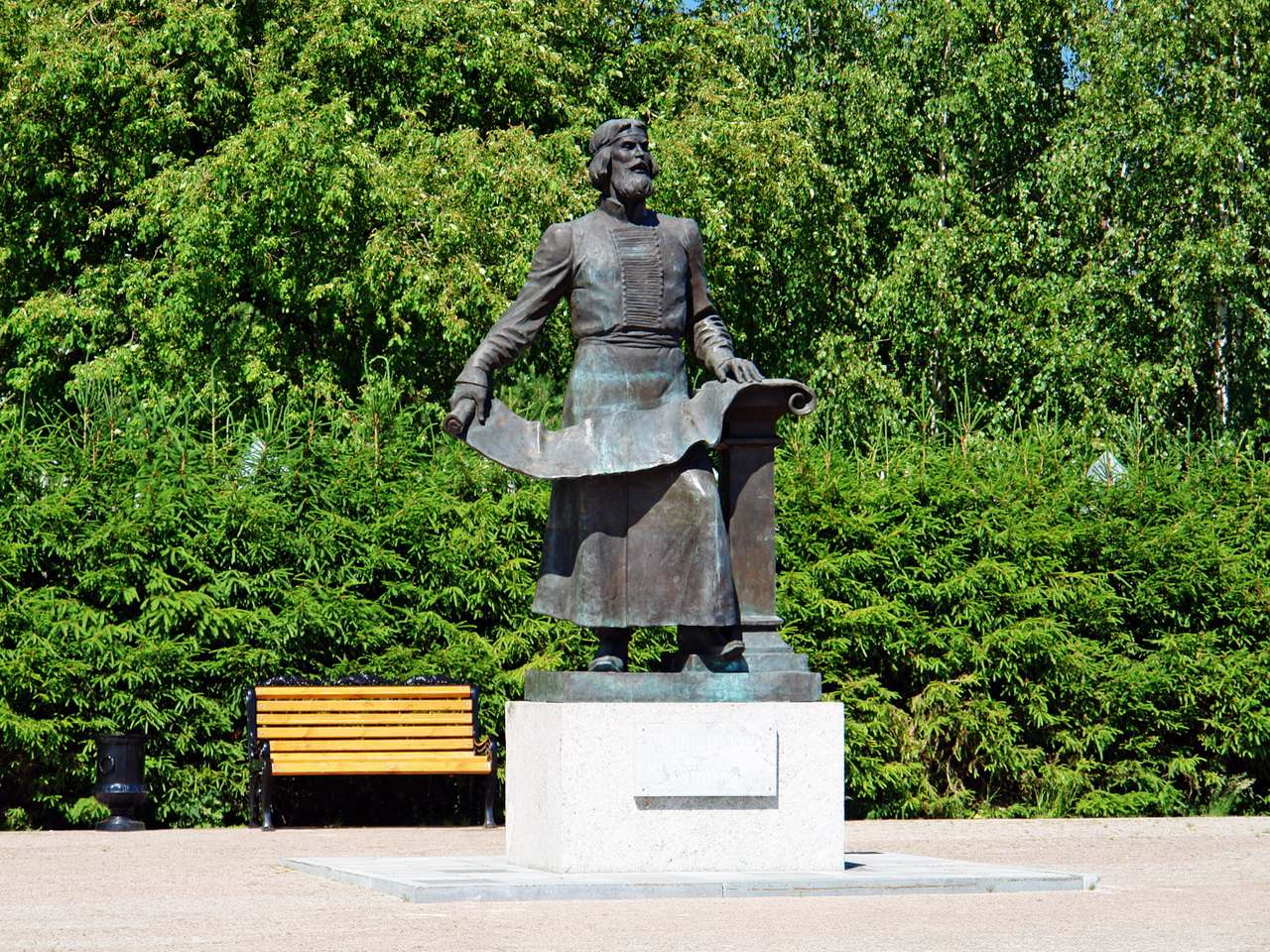 Памятник Семену Ремезову (Тобольск)