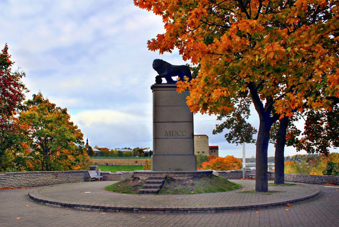 Памятник «Шведский лев» (Нарва)