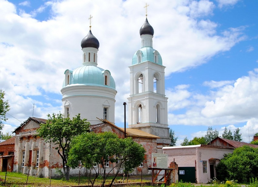 Никольская церковь усадьбы «Лукьяново» (Серпухов)