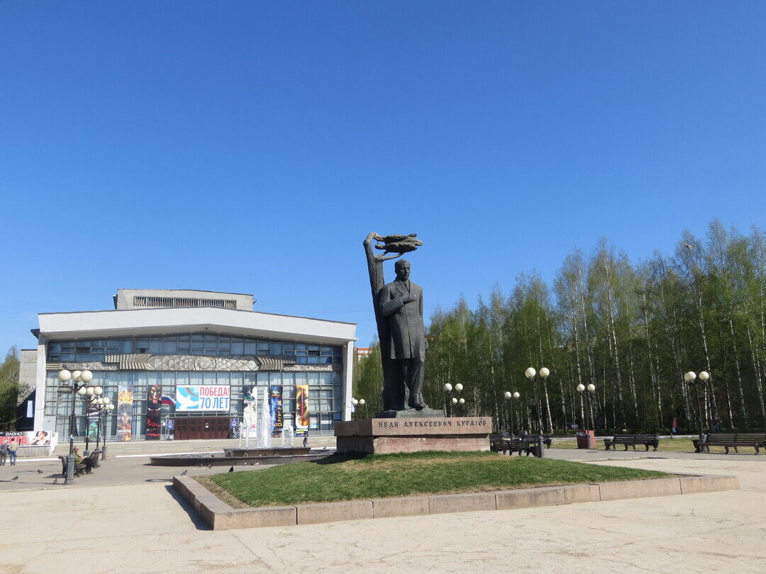 Памятник Ивану Куратову (Сыктывкар)