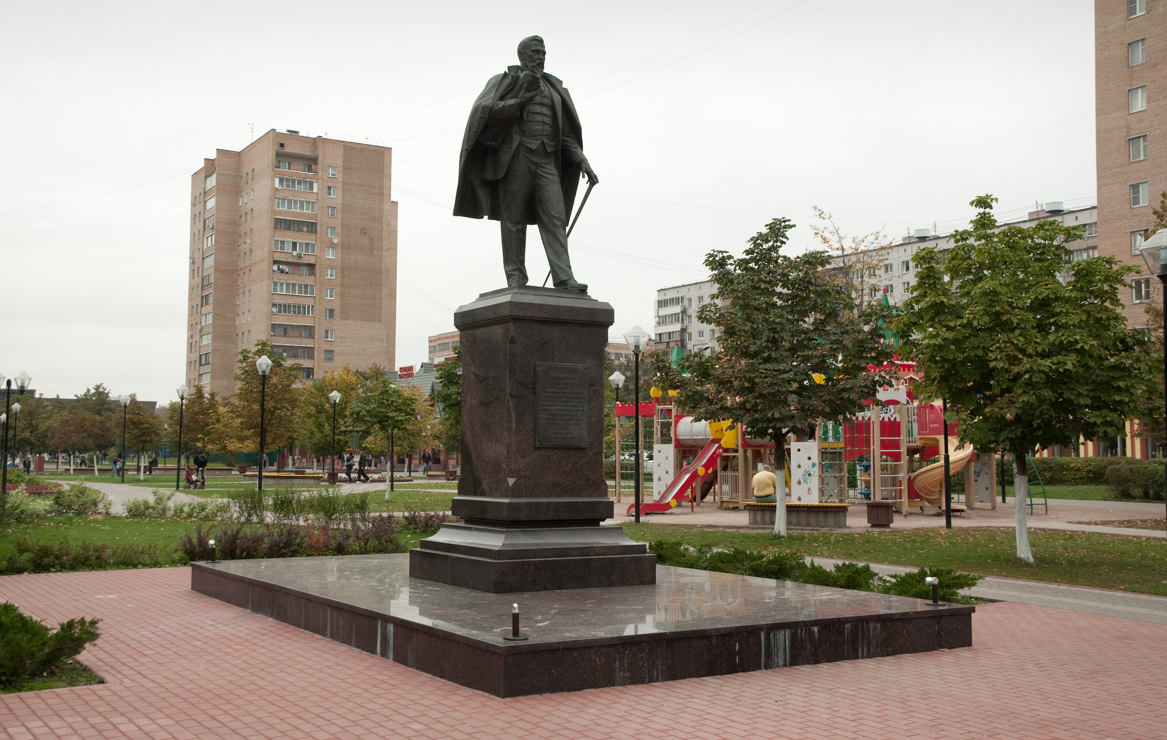 Памятник Дмитрию Павловичу Рябушинскому (Железнодорожный)