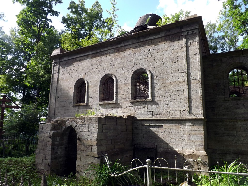 Церковь Петра и Павла (Ивангород)